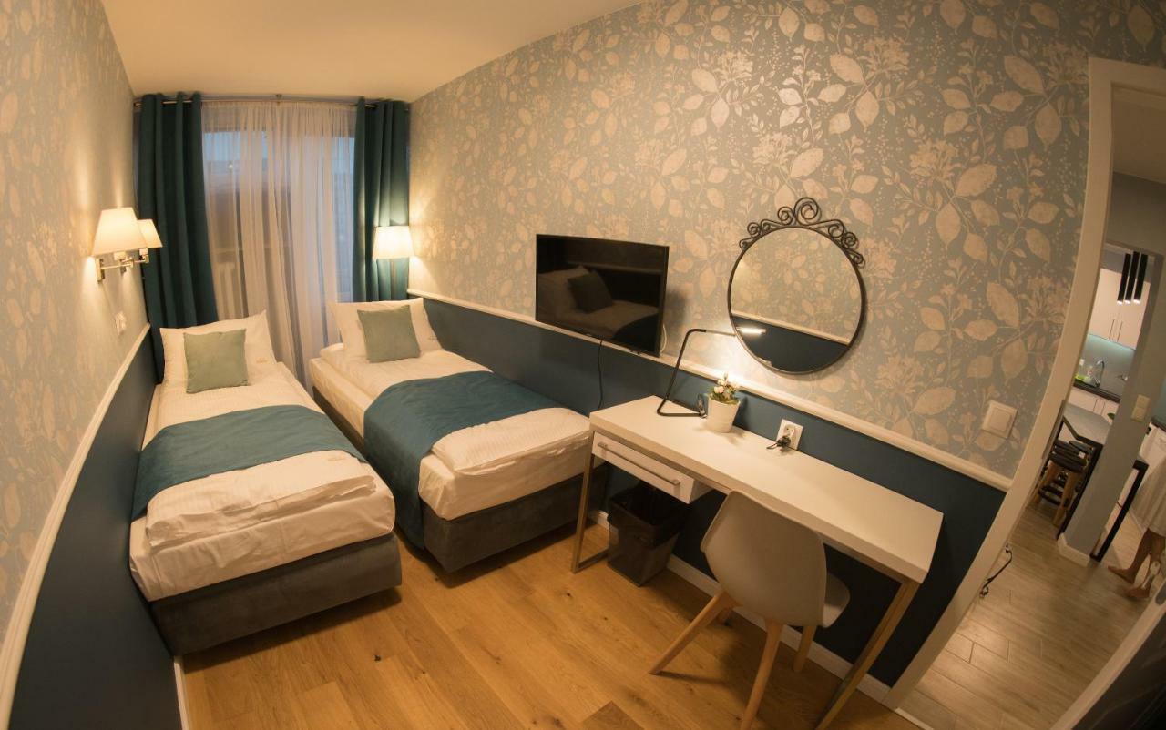 Apartament Hotel Grzybowska 9 바르샤바 외부 사진