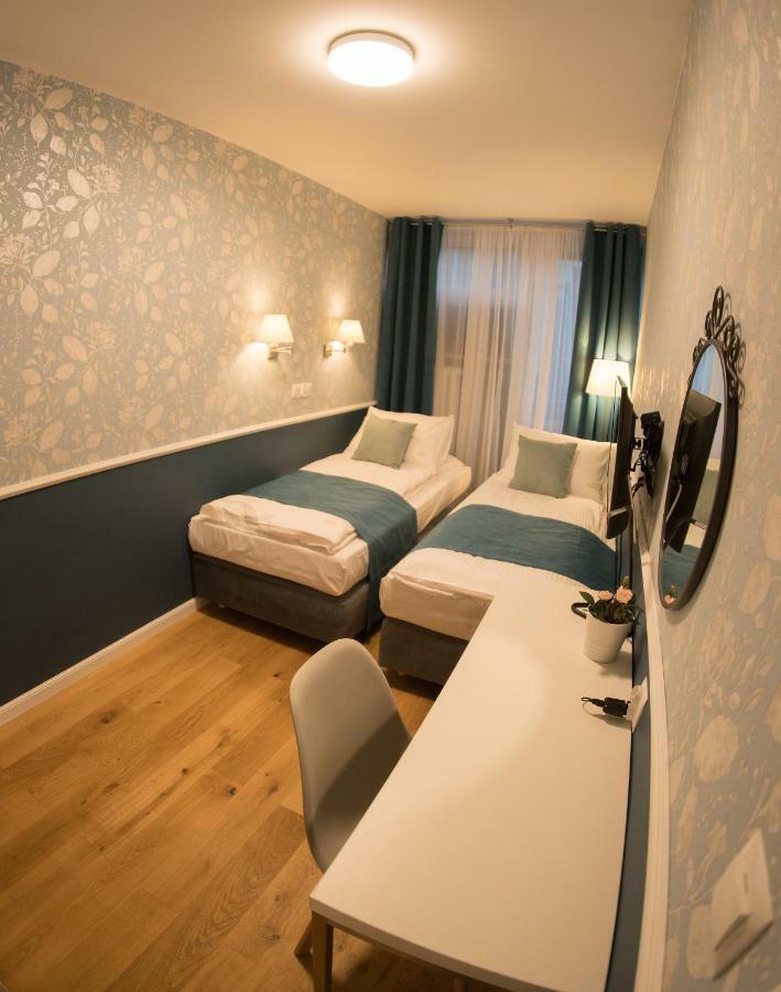 Apartament Hotel Grzybowska 9 바르샤바 외부 사진