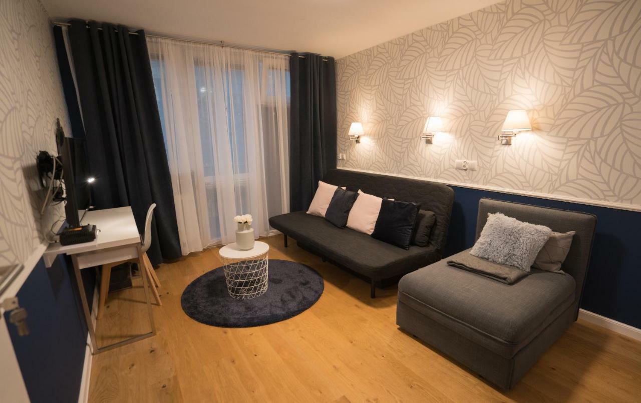 Apartament Hotel Grzybowska 9 바르샤바 외부 사진