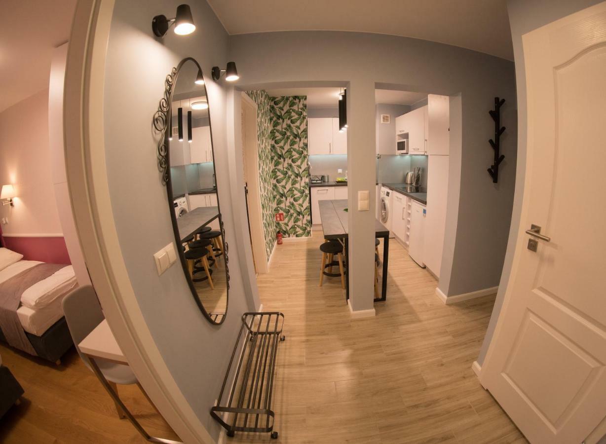Apartament Hotel Grzybowska 9 바르샤바 외부 사진